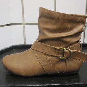 New WOMEN'S STYLISH SLOUCH ANKLE BOOT W/BUCKLE-TAN